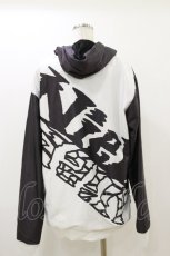 画像2: NieR CLOTHING / 防寒裏起毛パーカー  黒×白 H-25-12-17-067-PU-TO-KB-ZT515 (2)