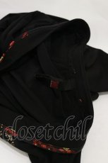画像4: Ozz oneste / 着物衿刺繍ロングチュニック  黒×赤 H-25-12-17-069-OO-TO-KB-ZT363 (4)