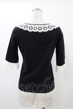 画像2: Emily Temple cute / フラワーカットワークレースカットソー  黒×白 H-25-12-18-1057-ET-TO-KB-ZH