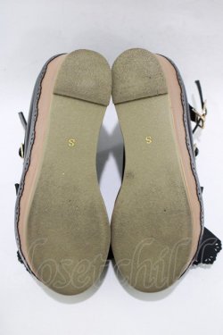 画像4: axes femme kawaii / スカラップ木底風シューズ S(22.5cm) ブラック H-25-12-20-080-AX-SH-NS-ZH