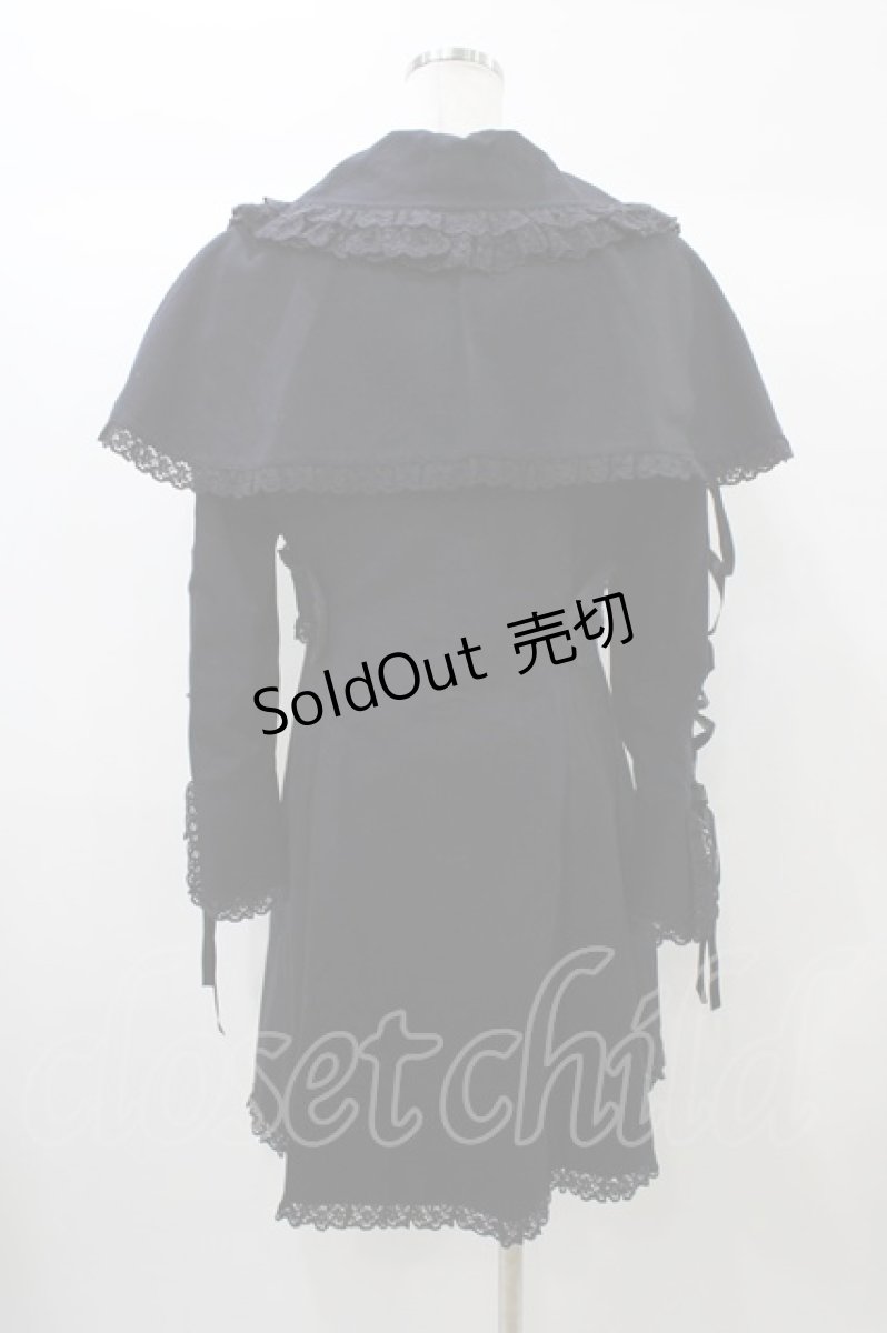 画像2: metamorphose / 刺繍入りケープ付スプリングコート Free ブラック H-25-12-24-049-ME-CO-NS-ZH (2)