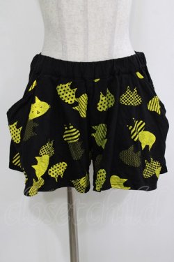 画像1: MINT NeKO / 総柄ショートパンツ  ブラック×イエロー H-25-12-24-1029-HN-PA-KB-ZH