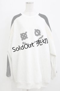 NieR Clothing / プリントSWEAT   グレー×ブラック H-25-12-24-1062-PU-TO-KB-ZH