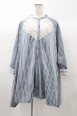 画像1: axes femme / ヨークレースイレヘムチュニ M ブルー H-25-12-25-046-AX-OP-NS-ZH (1)