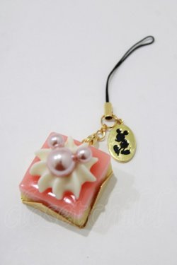 画像1: Q-pot. / ミッキーマウスのプチケーキストロベリークリームストラップ   H-25-12-25-1062-QP-ZA-KB-ZH
