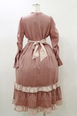 画像2: Maison de FLEUR / Maison de FLEUR×Marroncream×Misako Aoki ギンガムチェックワンピース Free Dark Pink H-26-01-03-069-LO-OP-NS-ZH (2)