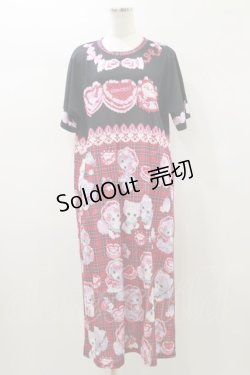 画像1: Royal Princess Alice / Cute Strawberry Cat 飴ノ森ふみかコラボ カットソーワンピース Free ブラック H-26-01-03-079-LO-OP-NS-ZH