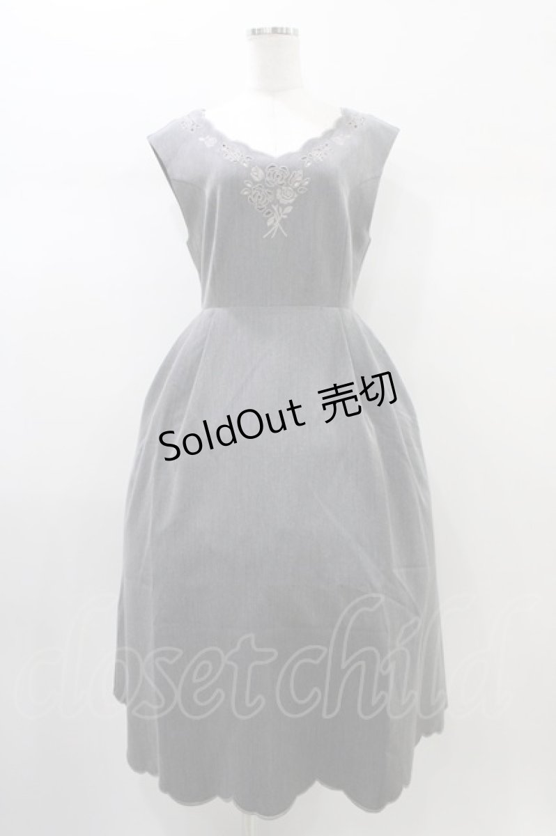 画像1: an another angelus / ローズカットワーク刺繍ジャンパースカート Free GRAY H-26-01-04-1049-CA-OP-NS-ZH (1)