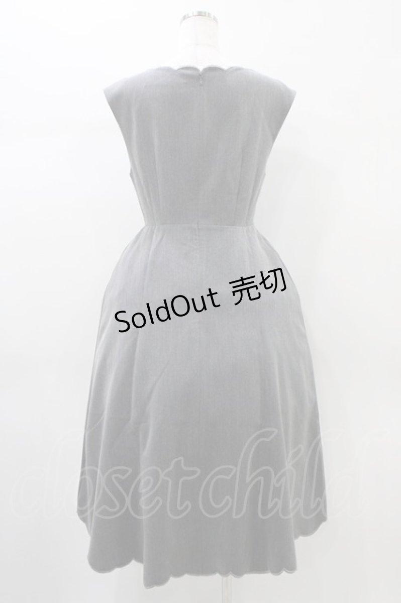 画像2: an another angelus / ローズカットワーク刺繍ジャンパースカート Free GRAY H-26-01-04-1049-CA-OP-NS-ZH (2)