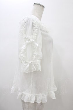 画像3: Angelic Pretty / 襟ロゴ刺繍袖フリルブラウス Free シロ H-26-01-05-1042-AP-BL-NS-ZH