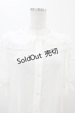 画像4: Angelic Pretty / 襟ロゴ刺繍袖フリルブラウス Free シロ H-26-01-05-1042-AP-BL-NS-ZH