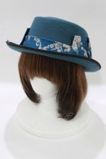 画像1: Miss Point（海外ロリータブランド） / アンティークフラワーウォール帽子  ブルー H-26-01-10-1083-EL-AC-NS-ZH (1)