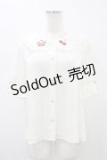 axes femme Kawaii / クマパフェ刺繍ブラウス M アイボリー H-26-01-14-1049-AX-BL-NS-ZH