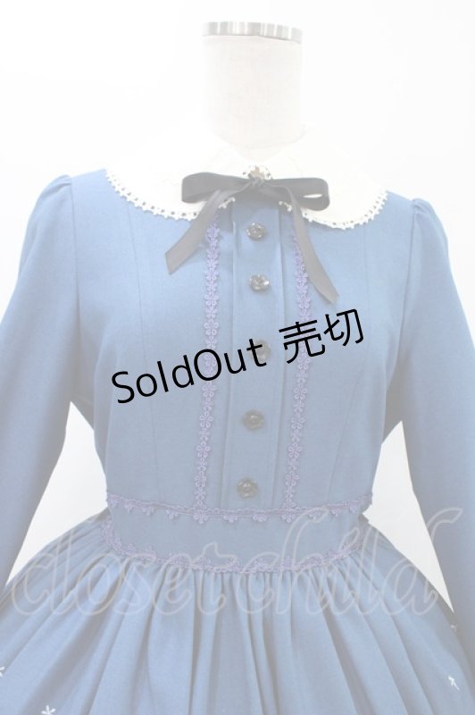 画像4: Innocent World / ピーターラビット  刺繍ワンピース M ブルー/サックス H-26-01-14-1019-IW-OP-NS-ZH (4)