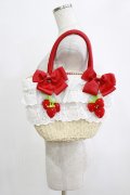 axes femme Kawaii / いちごあみぐるみ付カゴバッグ  ナチュラル×赤 H-26-01-16-057-AX-BG-YZ-ZH