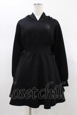 画像1: evelyn / 編み上げパーカーワンピース Free ブラック H-26-01-19-1038-LO-OP-NS-ZH