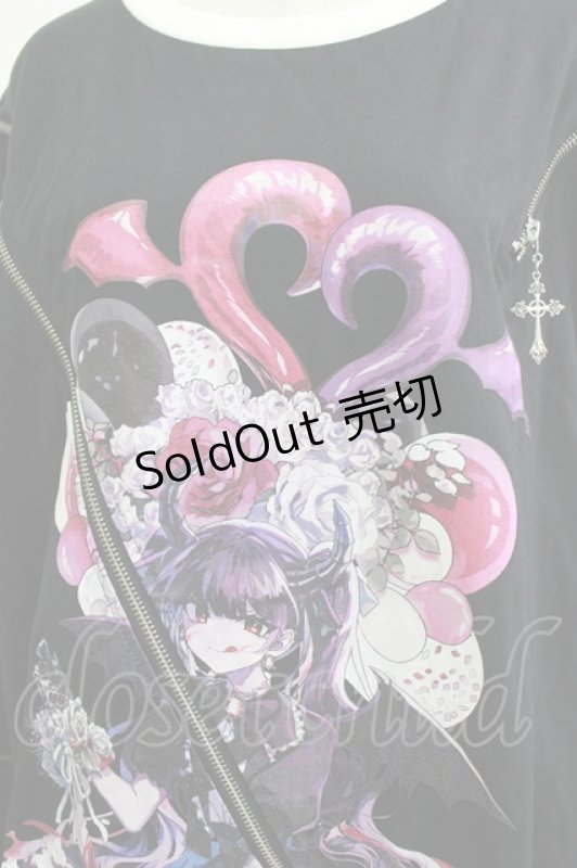 画像4: Amilige / 檀上大空コラボイラスト肩ZIPロングTシャツ「I'm a devil now!」  ブラック H-26-01-21-055-PU-TO-KB-ZH (4)