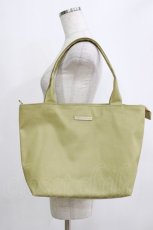 画像1: Jane Marple / ロゴプレートのトートバッグ  グリーン H-26-01-25-046-JM-BG-KB-ZH (1)