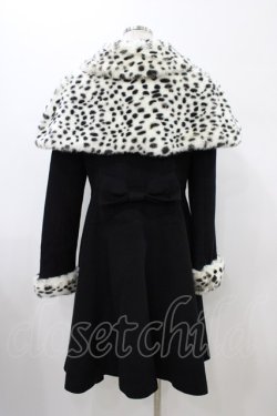 画像2: Secret Honey / ケープ付きコート(101匹わんちゃんver.) Free ブラック H-26-01-26-063-CA-CO-NS-ZH