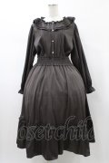 m petit by misako / AOK*フリルカラータックワンピース 4L ブラウン H-26-01-27-049-LO-OP-NS-ZH
