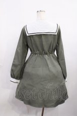 画像2: Amavel / タイ付きセーラーワンピース Free カーキ H-26-01-27-1024-CA-OP-NS-ZH (2)