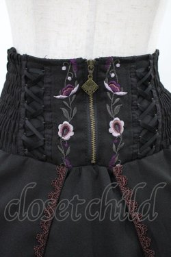 画像4: Ozz oneste / タッセルチャーム付刺繍スカート  黒 H-26-02-02-1026-OO-SK-KB-ZH
