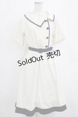 画像1: Fi.n.t / サイド衿バイカラーワンピース Free OFF×NAVY H-26-02-03-015-CA-OP-NS-ZH