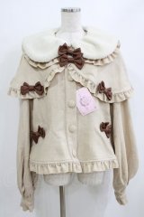 metamorphose / 【プラスサイズ】Lady Ribbonケープ付きショートコート プラスサイズ ベージュ H-26-02-04-039-ME-CO-NS-ZH