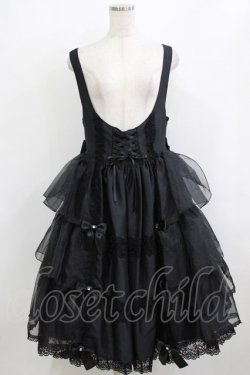 画像1: metamorphose / 【プラスサイズ】Mellifluous フロントあきフリルジャンパースカート プラスサイズ ブラック H-26-02-05-1016-ME-OP-NS-ZH