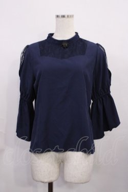 画像1: axes femme POETIQUE / ブローチ付フレア袖ブラウス M ネイビー H-26-02-06-1012-AX-BL-NS-ZH