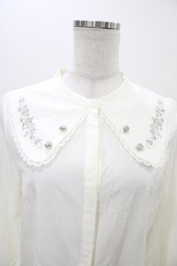 画像3: axes femme / ローズ刺繍ビッグカラーブラウス Free 生成り H-26-02-09-052-AX-BL-NS-ZH