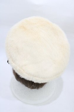 画像2: axes femme / リボンブローチ付ファーベレー  生成り H-26-02-09-007-AX-AC-NS-ZH