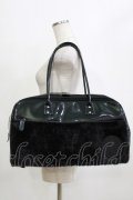 BLACK MORAL / ファーエナメルボストンバッグ  黒 H-26-02-10-068-PU-BG-AK-ZH