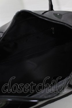 画像2: BLACK MORAL / ファーエナメルボストンバッグ  黒 H-26-02-10-068-PU-BG-AK-ZH