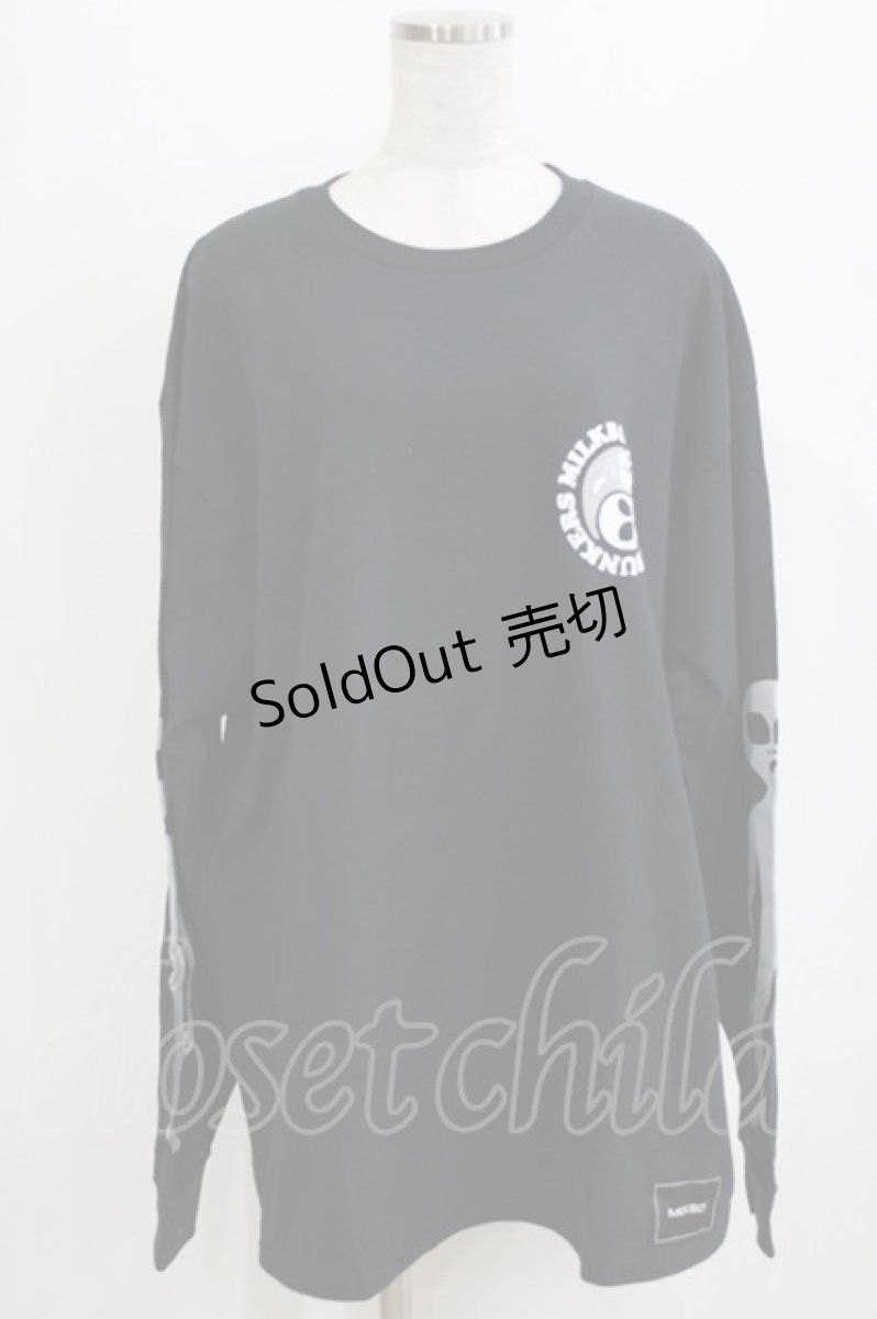 画像1: PUNK DRUNKERS / 【PDS×MILKBOY】宇宙人ロンTEE XL ブラック H-26-02-11-058-PU-TO-KB-ZH (1)