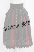 Ozz oneste / 霧蝶刺繍入り袴風プリーツスカート  黒×赤 H-26-02-11-019-OO-SK-KB-ZH