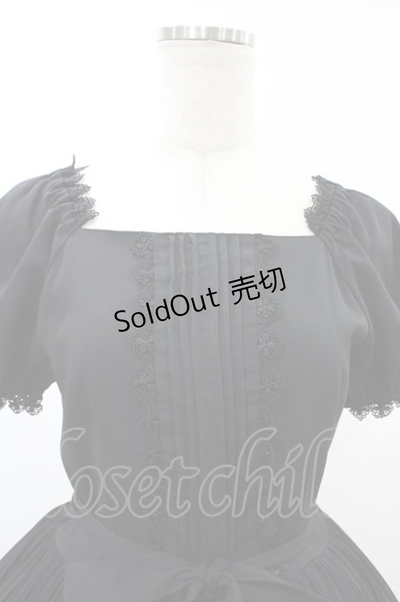 画像4: metamorphose / プリーツワンピース Free ブラック H-26-02-13-1015-ME-OP-NS-ZH (4)