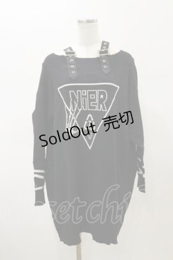 画像1: NieR Clothing / ベルトストラップオフショルダーロングニット F 黒 H-26-02-13-033-PU-TO-AK-ZH