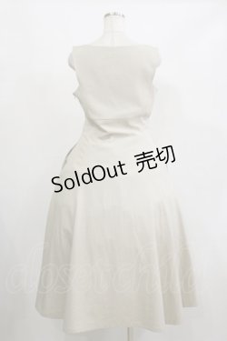 画像2: an another angelus / ハイウエストVネックジャンパースカート Free IVORY H-26-02-16-049-CA-OP-NS-ZH