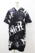 NieR Clothing / 総柄ZIP半袖パーカー  ブラック H-26-02-18-1049-PU-TO-KB-ZH