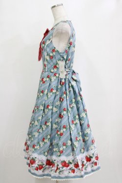 画像2: axes femme kawaii / いちご柄ジャンパースカート M サックス H-26-02-20-003-AX-OP-NS-ZH