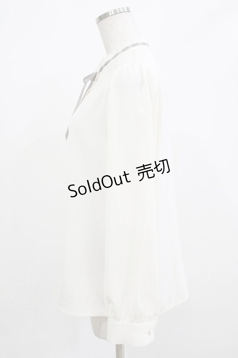 画像2: Fi.n.t / はしごリボンスタンドカラーブラウス Free OFF WHITE H-26-02-23-039-CA-BL-NS-ZH (2)