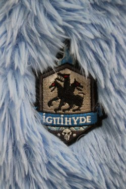 画像3: QOOZA / 「ディズニーツイステッドワンダーランド」ファーハット[IGNIHYDE]  ブルー H-26-02-27-035-PU-AC-KB-ZH