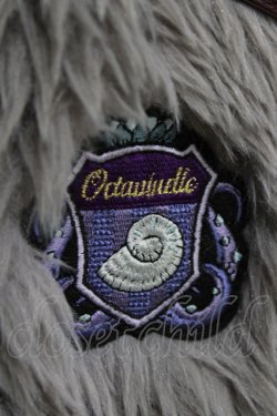 画像3: QOOZA / 「ディズニーツイステッドワンダーランド」ファーハット[OCTAVINELLE]  グレー H-26-02-27-049-PU-AC-KB-ZH