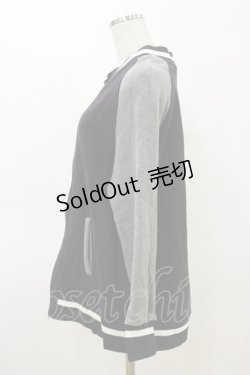 画像3: ALICE and the PIRATES / クリスのもこもこワッペンブルゾン Free ブラック H-26-03-05-1031-PA-JA-NS-ZH