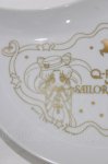 画像3: Q-pot. / 描き下ろしアートの月型プレート  白×ゴールド H-26-03-06-071-QP-ZA-AK-ZH (3)