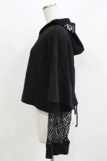 画像2: KRY CLOTHING / メッシュ切替ショート丈パーカー  黒 H-26-03-07-060-EL-TO-AK-ZH (2)