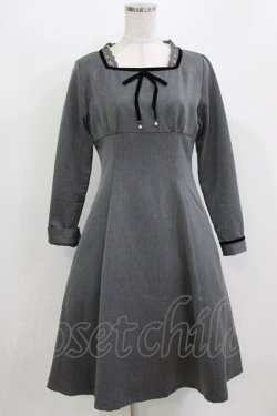 画像1: Fi.n.t / ハイウエスト切替ベロアリボン使いワンピース Free GRAY H-26-03-08-045-CA-OP-NS-ZH