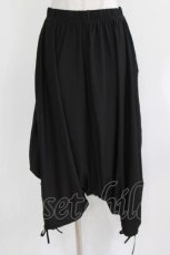 画像1: NieR Clothing / プリントサルエルパンツ F 黒 H-26-03-09-1021-PU-PA-AK-ZH (1)