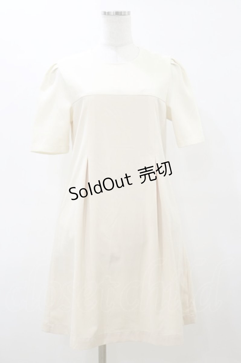 画像1: Fi.n.t / ヨーク切替ワンピース  ベージュ H-26-03-11-1083-CA-OP-ET-ZH (1)